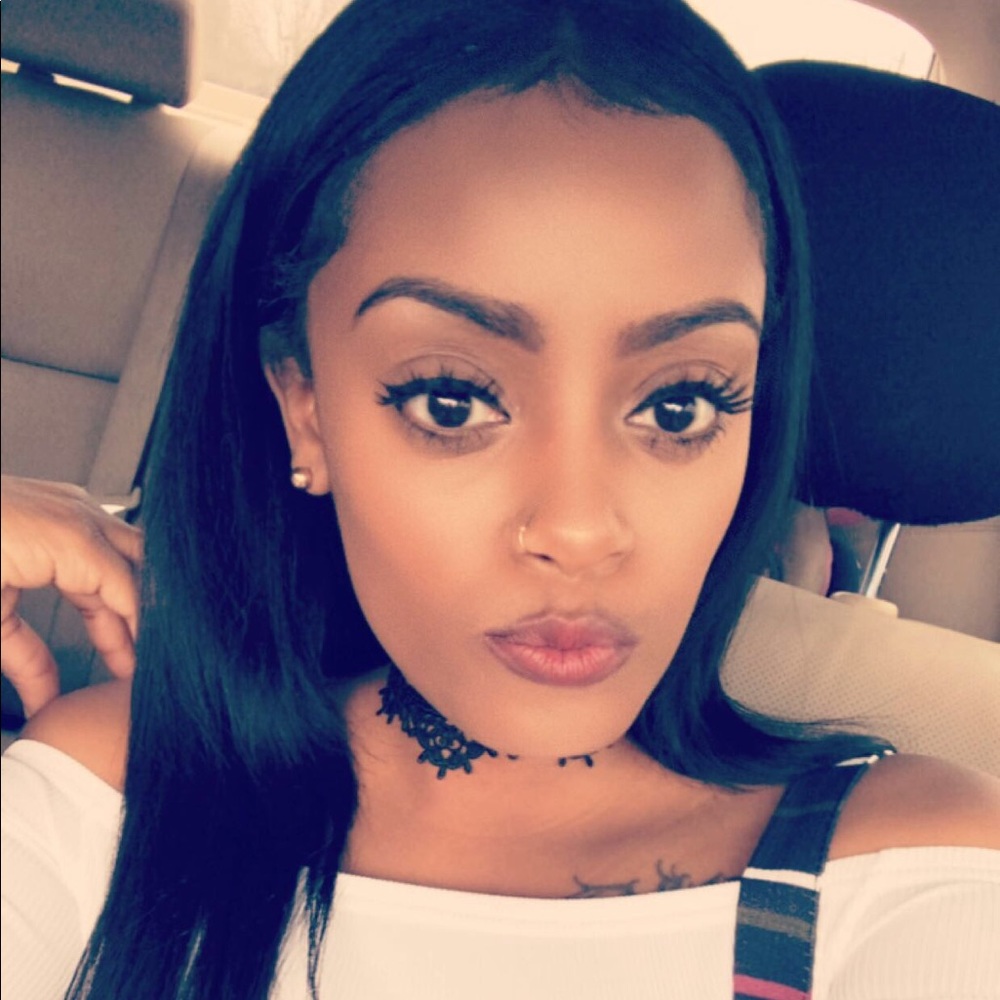 Meet your Posher, Jennifer